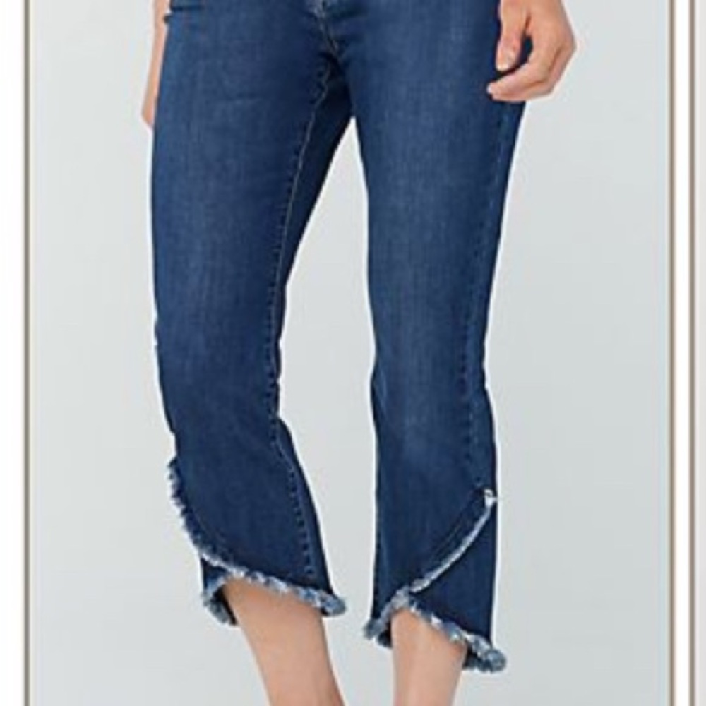 Susan Graver BOHO Regular High Stretch Denim Crop Jeans with Frayed Tulip Hem - Picture 3 of 12